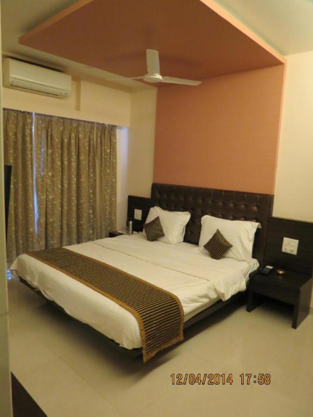 Room image 2
