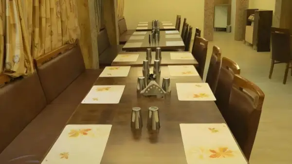 Hotel Sunny International 7